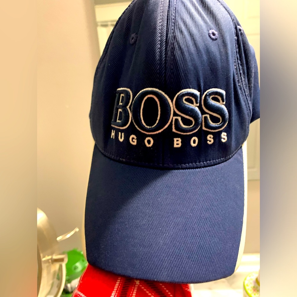 Authentic Hugo boss hat 🧢 unisex